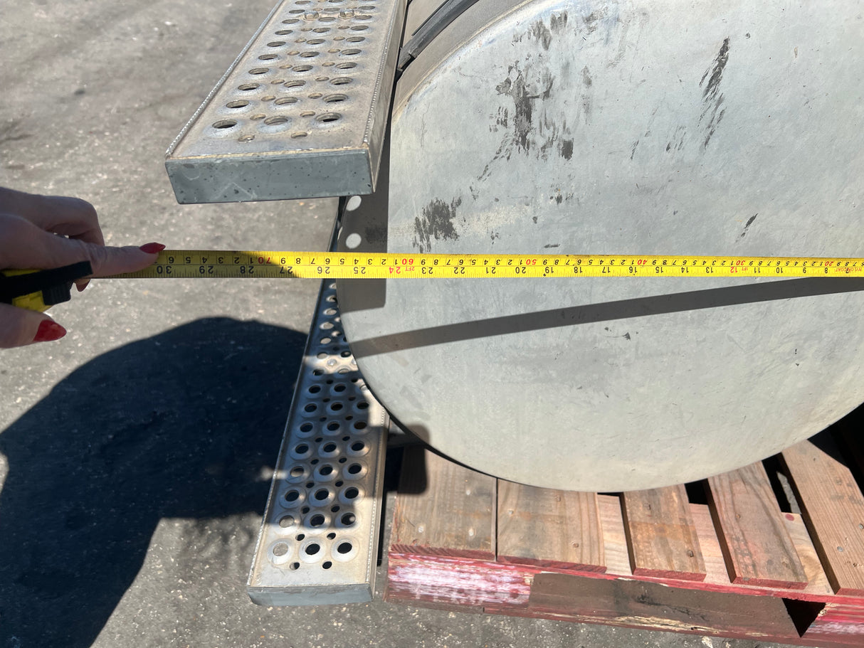 International 4200 Fuel Tank Part # 3510761C95 For Sale