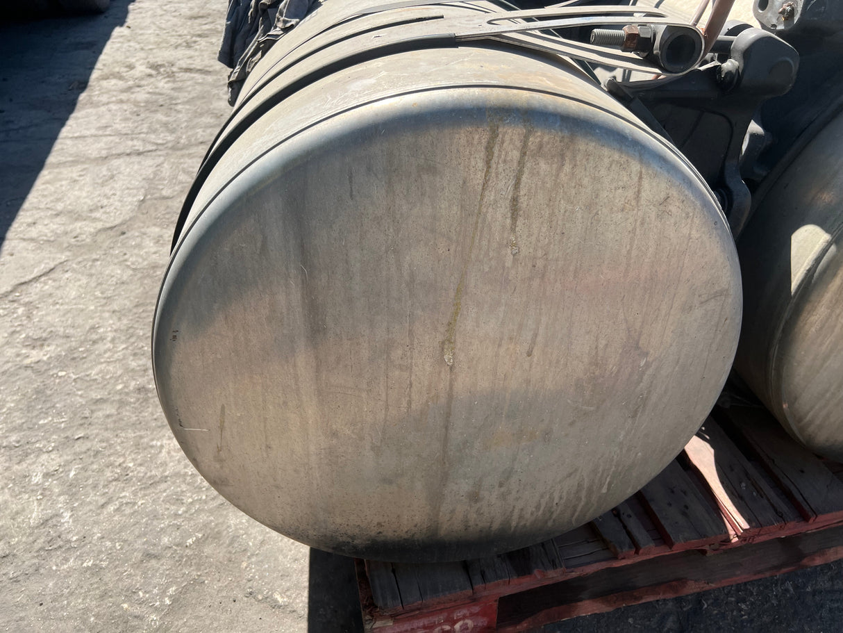Freightliner Cascadia 113 Driver's Side 80Gallon Fuel Tank, 40"L x 24" Diameter