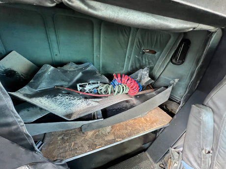 1995 Mack CH613 600 Series Sleeper CAB Shell