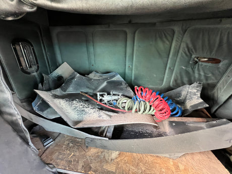 1995 Mack CH613 600 Series Sleeper CAB Shell