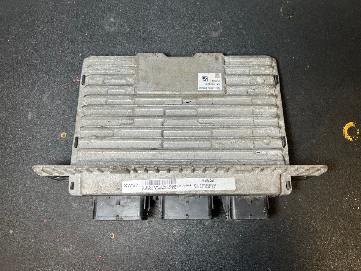2014 Ford 6.8L V-10 Super Duty Engine Control Module (ECM) Part # DC2A-12B684-DA
