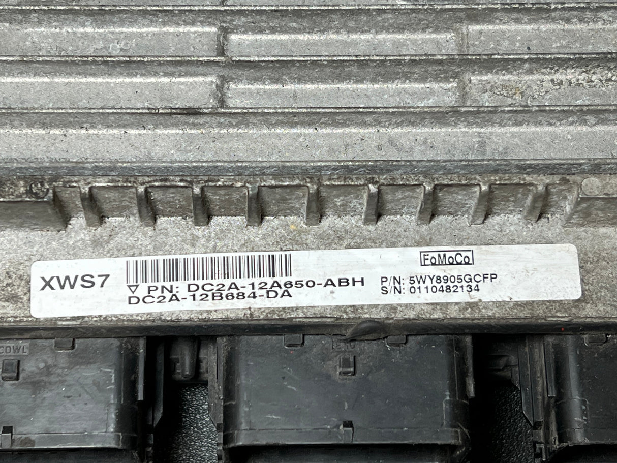 2014 Ford 6.8L V-10 Super Duty Engine Control Module (ECM) Part # DC2A-12B684-DA