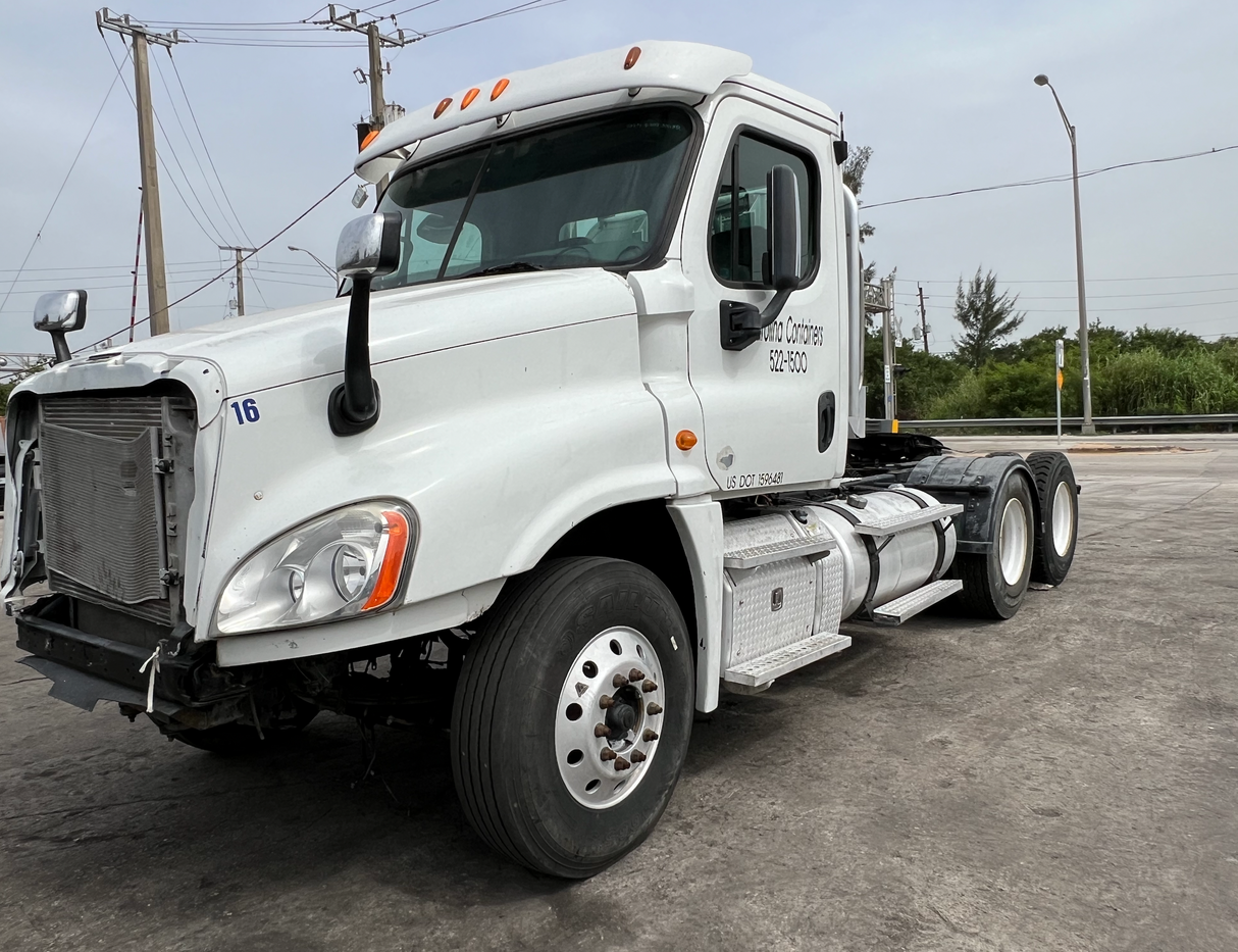 2013 Freightliner Cascadia 125 Conventional Cab For Sale, Front Axle to Chassis W/Title