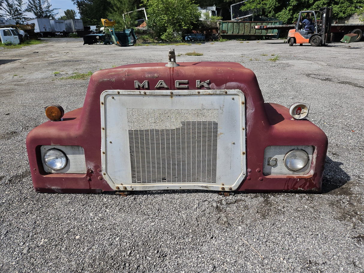 Mack Value Liner Hood