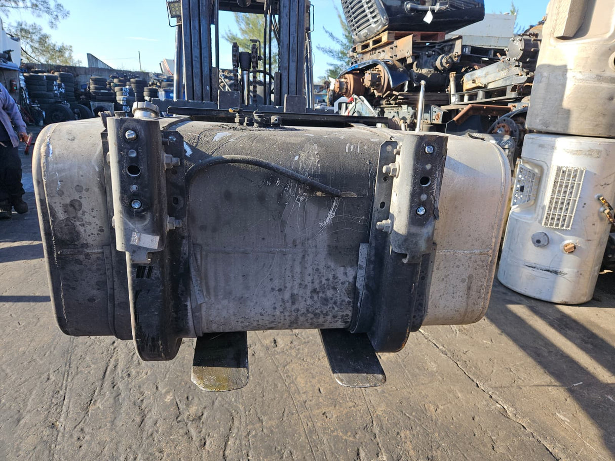 2013 International DuraStar 4300 Fuel Tank Part # 3556261F91, 50 GALLON, ALUMINUM